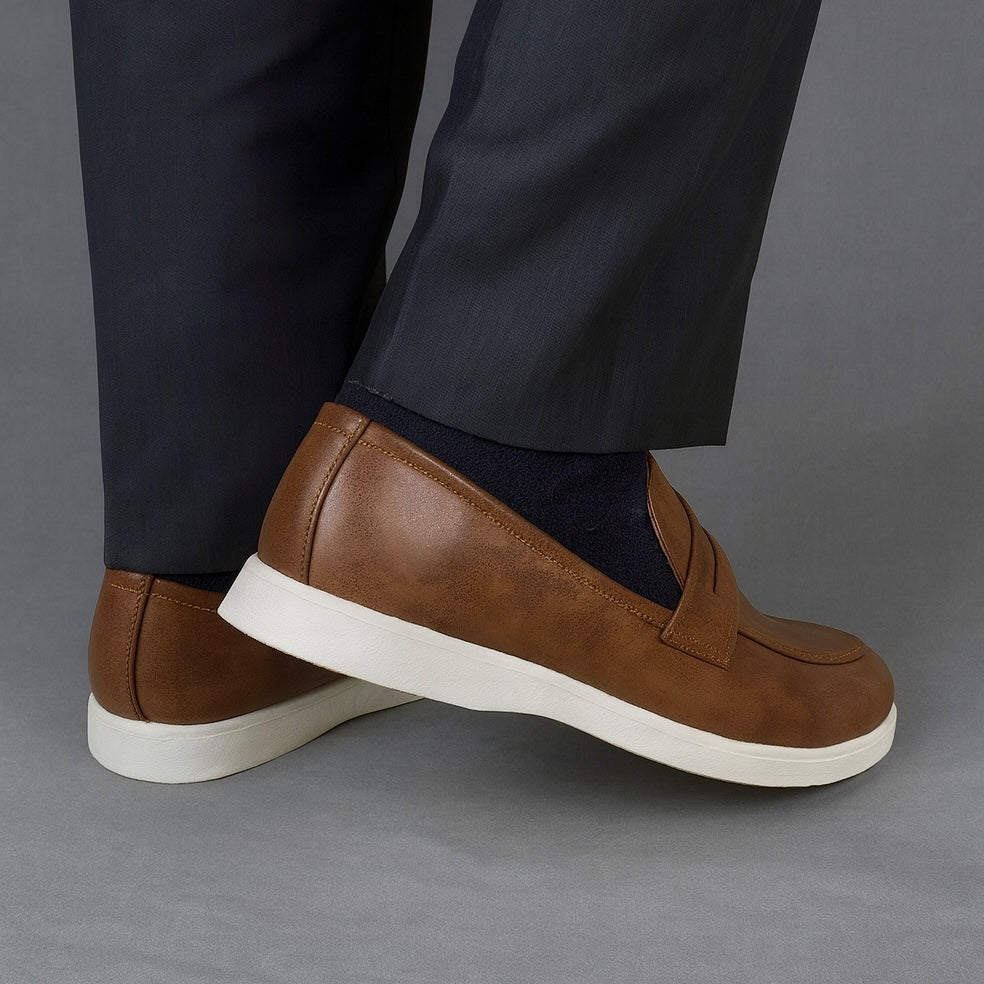 BROWN MENS MEDICATED SUED LOAFER