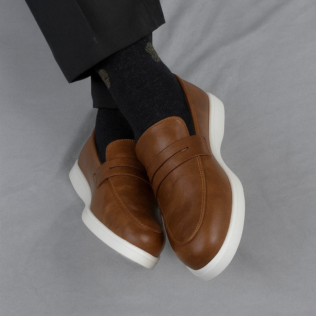 BROWN MENS MEDICATED SUED LOAFER